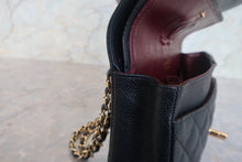 画像をギャラリービューアに読み込む, CHANEL/シャネル マトラッセＷフラップＷチェーンショルダーバッグ キャビアスキン ブラック/ゴールド金具 ショルダーバッグ 700120248
