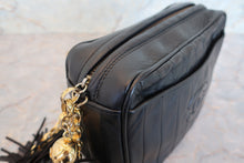 Load image into Gallery viewer, CHANEL CC mark fringe chain shoulder bag Lambskin Black/Gold hadware Shoulder bag 700090088
