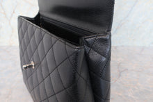 Load image into Gallery viewer, CHANEL Matelasse trapezoid hand bag Caviar skin Black/Silver hadware Hand bag 700110180
