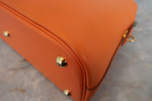 画像をギャラリービューアに読み込む, HERMES／エルメス ボリード31 ヴォーガリバー オレンジ □B刻印 ショルダーバッグ 800020069
