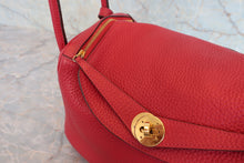 画像をギャラリービューアに読み込む, HERMES／エルメス リンディ26 トリヨンクレマンス ルージュカザック A刻印 ショルダーバッグ 800080050
