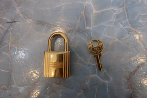 HERMES／エルメス ピコタンロックGM トリヨンクレマンス ルージュカザック C刻印 ハンドバッグ 700050174