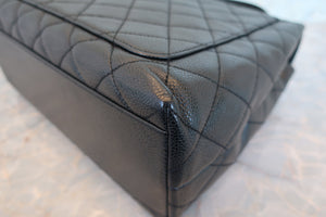 CHANEL Matelasse trapezoid hand bag Caviar skin Black/Gold hadware Hand bag 700090110