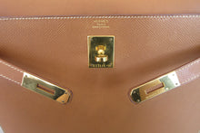 Load image into Gallery viewer, HERMES KELLY 32 Graine Couchevel leather Gold 〇X Engraving Shoulder bag 700050115
