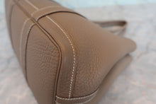 将图片加载到图库查看器，HERMES GARDEN PARTY TPM Negonda leather Etoupe gray □Q刻印 Tote bag 800070136
