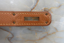 Load image into Gallery viewer, HERMES KELLY 32 Graine Couchevel leather Gold 〇X Engraving Shoulder bag 700050115
