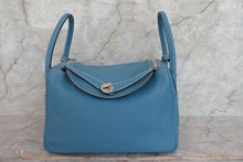 Load image into Gallery viewer, HERMES LINDY 30 Clemence leather Blue jean □O Engraving Shoulder bag 700060027
