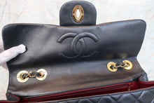 Load image into Gallery viewer, CHANEL Big Matelasse single flap chain shoulder bag Lambskin Black/Gold hadware Shoulder bag 700090066
