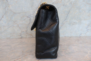 CHANEL/シャネル 中マトラッセシングルフラップチェーンショルダーバッグ ラムスキン ブラック/ゴールド金具 ショルダーバッグ 700030114