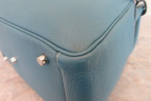 Load image into Gallery viewer, HERMES LINDY 30 Clemence leather Blue jean □O Engraving Shoulder bag 700060027
