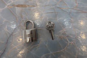HERMES／エルメス ピコタンロックＭＭ トリヨンクレマンス オレンジ □R刻印 ハンドバッグ 700060281