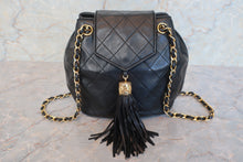 Load image into Gallery viewer, CHANEL Matelasse fringe chain shoulder bag Lambskin Black/Gold hadware Shoulder bag 600090166
