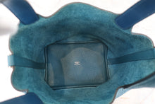 Load image into Gallery viewer, HERMES PICOTIN LOCK Eclat PM Clemence leather/Swift leather Vert bosphore/Deep blue D Engraving Hand bag 700110164
