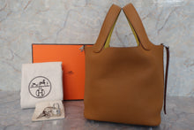 将图片加载到图库查看器，HERMES PICOTIN LOCK ECLAT PM Clemence leather/Swift leather Sesame/Lime Y刻印 Hand bag 600100066
