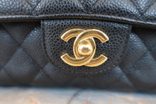画像をギャラリービューアに読み込む, CHANEL/シャネル マトラッセＷフラップＷチェーンショルダーバッグ キャビアスキン ブラック/ゴールド金具 ショルダーバッグ 800030089
