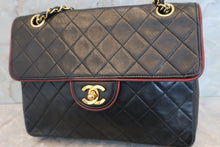 Load image into Gallery viewer, CHANEL Matelasse By color chain shoulder bag Lambskin Black/Red/Gold hadware Shoulder bag 600020127
