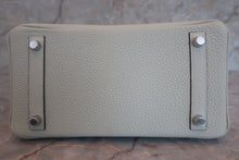 Load image into Gallery viewer, HERMES BIRKIN 25 Togo leather Gris neve B Engraving Hand bag 600070034
