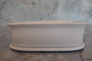 HERMES／エルメス エブリンTPM トリヨンクレマンス べトン K刻印 ショルダーバッグ 700070014