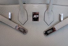 Load image into Gallery viewer, HERMES BIRKIN 25 Togo leather Gris neve B Engraving Hand bag 600070034
