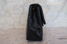 Load image into Gallery viewer, CHANEL Mini Matelasse single flap chain shoulder bag Lambskin Black/Gold hadware Shoulder bag 700090054
