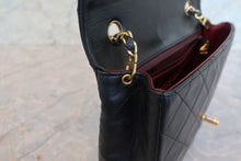 Load image into Gallery viewer, CHANEL Mini Matelasse single flap chain shoulder bag Lambskin Black/Gold hadware Shoulder bag 700090054
