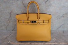 Load image into Gallery viewer, HERMES BIRKIN 25 Swift leather Soleil □M Engraving Hand bag 600050177
