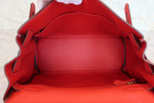 画像をギャラリービューアに読み込む, HERMES／エルメス ケリー28 トリヨンクレマンス ゼラニウム X刻印 ショルダーバッグ 800080070
