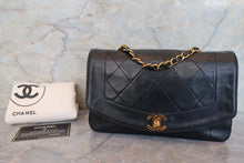 Load image into Gallery viewer, CHANEL  Diana matelasse chain shoulder bag Lambskin Black/Gold hadware Shoulder bag 700120014
