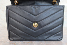 Load image into Gallery viewer, CHANEL  V-Stitch chain shoulder bag Caviar skin Black/Gold hadware Shoulder bag 800060215
