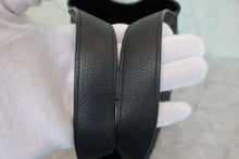 Load image into Gallery viewer, HERMES PICOTIN LOCK MM Clemence leather Black C Engraving Hand bag 800090077
