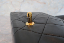 Load image into Gallery viewer, CHANEL  Diana matelasse chain shoulder bag Lambskin Black/Gold hadware Shoulder bag 700120014
