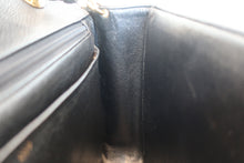 Load image into Gallery viewer, CHANEL  V-Stitch chain shoulder bag Caviar skin Black/Gold hadware Shoulder bag 800060215
