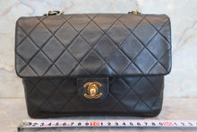 画像をギャラリービューアに読み込む, CHANEL/シャネル ミニマトラッセシングルフラップチェーンショルダーバッグ ラムスキン ブラック/ゴールド金具 ショルダーバッグ 700100110
