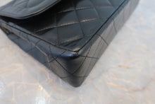将图片加载到图库查看器，CHANEL/香奈儿 巴黎限定 CF 双盖 链条包 羊皮 Black/Gold hadware(黑色/金色金属) 肩背包 800030138

