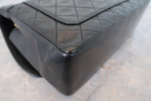 Load image into Gallery viewer, CHANEL Matelasse chain shoulder bag Lambskin Black/Gold hadware Shoulder bag 700110171
