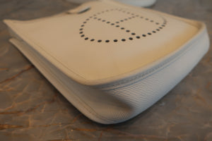 HERMES／エルメス エブリンTPM ヴォーエプソン ホワイト □H刻印 ショルダーバッグ 700100104