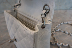 CHANEL/シャネル ミニマトラッセシングルフラップチェーンショルダーバッグ キャビアスキン ホワイト/シルバー金具 ショルダーバッグ 700030145