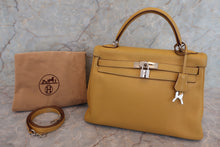 Load image into Gallery viewer, HERMES KELLY 32 Clemence leather Curry □L Engraving Shoulder bag 700010233
