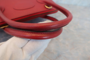 HERMES／BOLIDE 31 Graine Couchevel leather Rouge vif 〇Y刻印 Shoulder bag 500060106