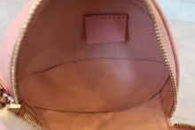 画像をギャラリービューアに読み込む, CHANEL/シャネル マトラッセラウンドチェーンショルダーバッグ キャビアスキン ピンク/ゴールド金具 ショルダーバッグ 800030209
