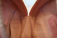 画像をギャラリービューアに読み込む, CHANEL/シャネル マトラッセラウンドチェーンショルダーバッグ キャビアスキン ピンク/ゴールド金具 ショルダーバッグ 800030209
