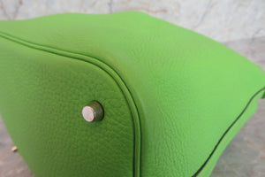 HERMES PICOTIN MM Clemence leather Apple green □H Engraving Hand bag 700060049