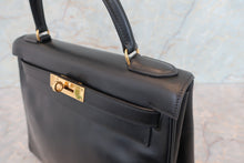 Load image into Gallery viewer, HERMES KELLY 28 Box carf leather Black Hand bag 700120003
