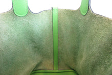 Load image into Gallery viewer, HERMES PICOTIN MM Clemence leather Apple green □H Engraving Hand bag 700060049
