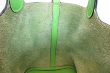Load image into Gallery viewer, HERMES PICOTIN MM Clemence leather Apple green □H Engraving Hand bag 700060049
