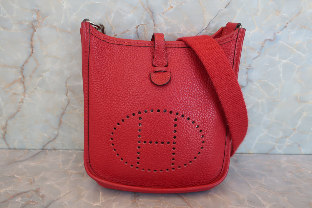 HERMES EVELYNE TPM Clemence leather Rouge garance □O刻印 Shoulder bag 600080108