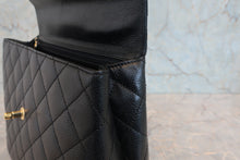 将图片加载到图库查看器，CHANEL/香奈儿 CF 梯形 手提包 荔枝皮 Black/Gold hadware(黑色/金色金属) 手提包 800030127
