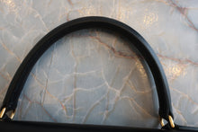 Load image into Gallery viewer, HERMES KELLY 28 Box carf leather Black Hand bag 700120003

