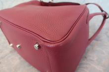 Load image into Gallery viewer, HERMES LINDY 26 Clemence leather Bois de rose □O Engraving Shoulder bag 700090106
