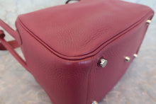 Load image into Gallery viewer, HERMES LINDY 26 Clemence leather Bois de rose □O Engraving Shoulder bag 700090106

